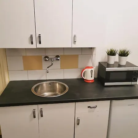 Peter's Astoria Apartment *